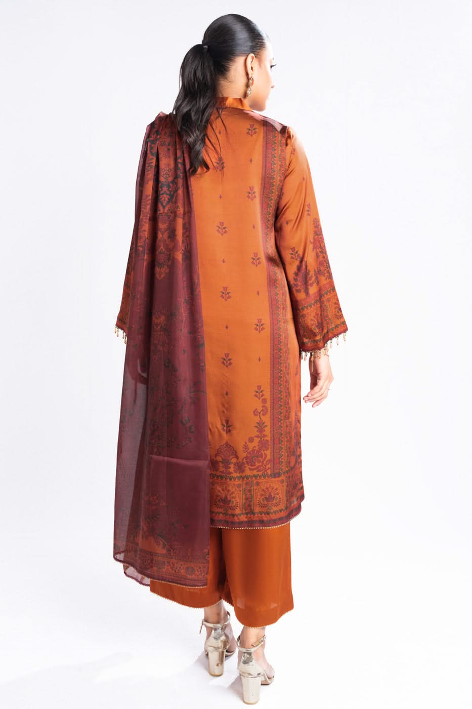 Al Karam | Winter 24 | SK-02-24 - Official Alkaram stockist in UK - Sakeena London