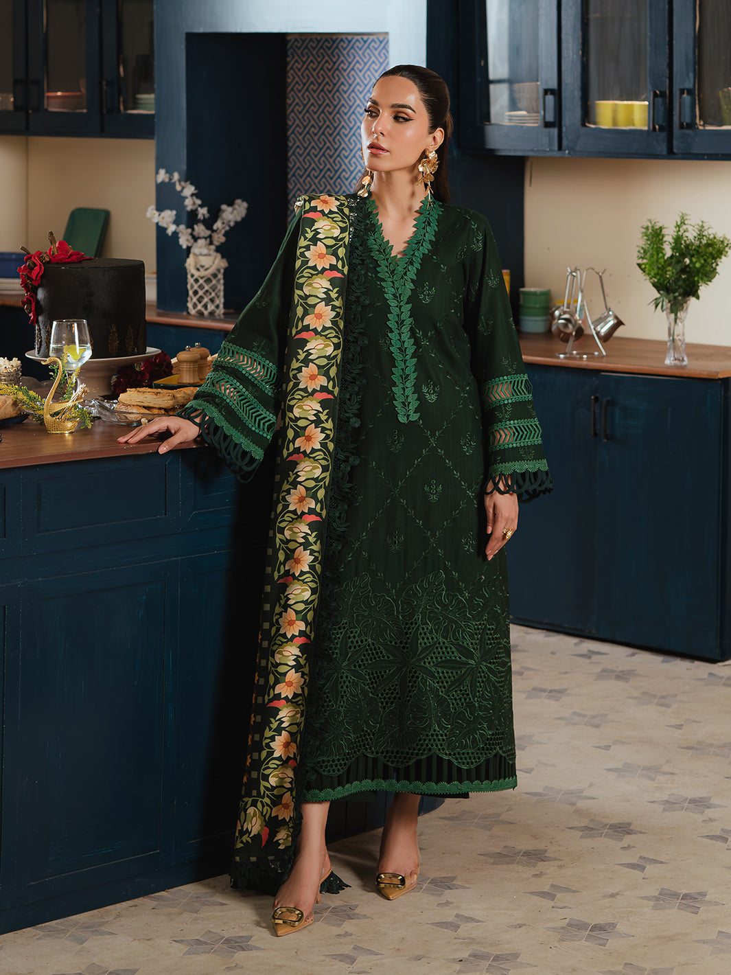 Mahnur | Stella Khaddar | SK-03A - Official Mahnur stockist in UK - Sakeena London
