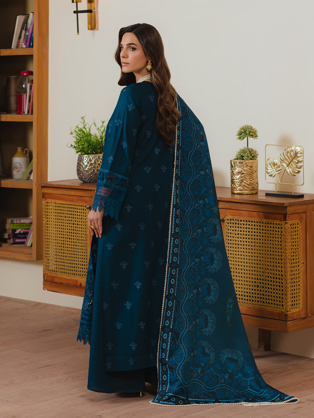 Mahnur | Stella Khaddar | SK-04A - Official Mahnur stockist in UK - Sakeena London