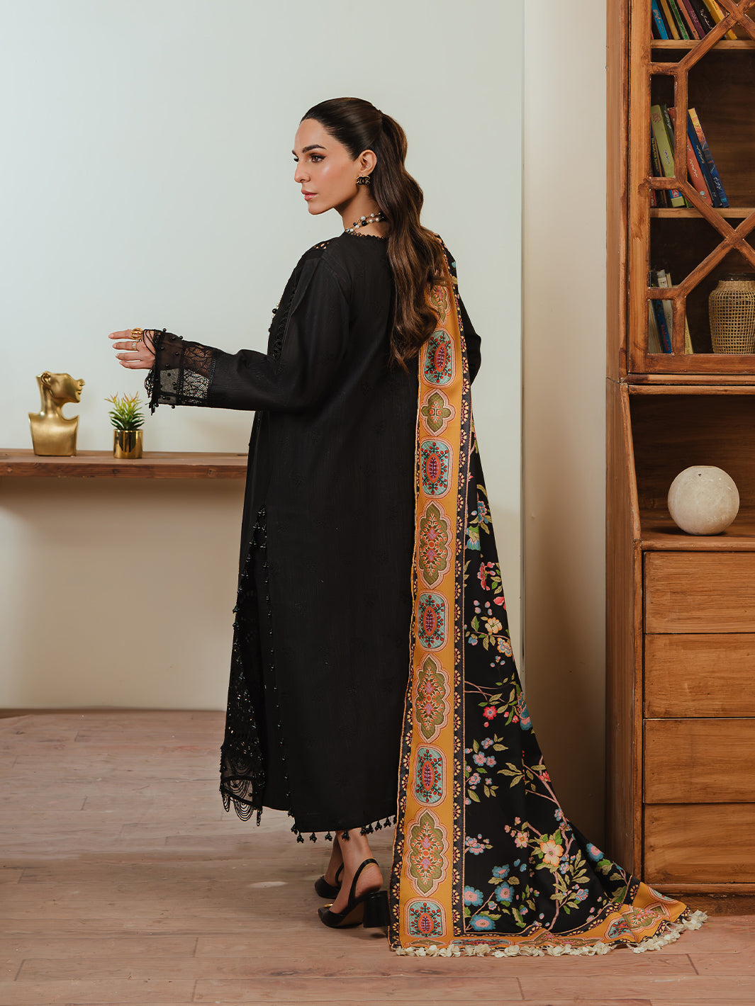 Mahnur | Stella Khaddar | SK-05B - Official Mahnur stockist in UK - Sakeena London