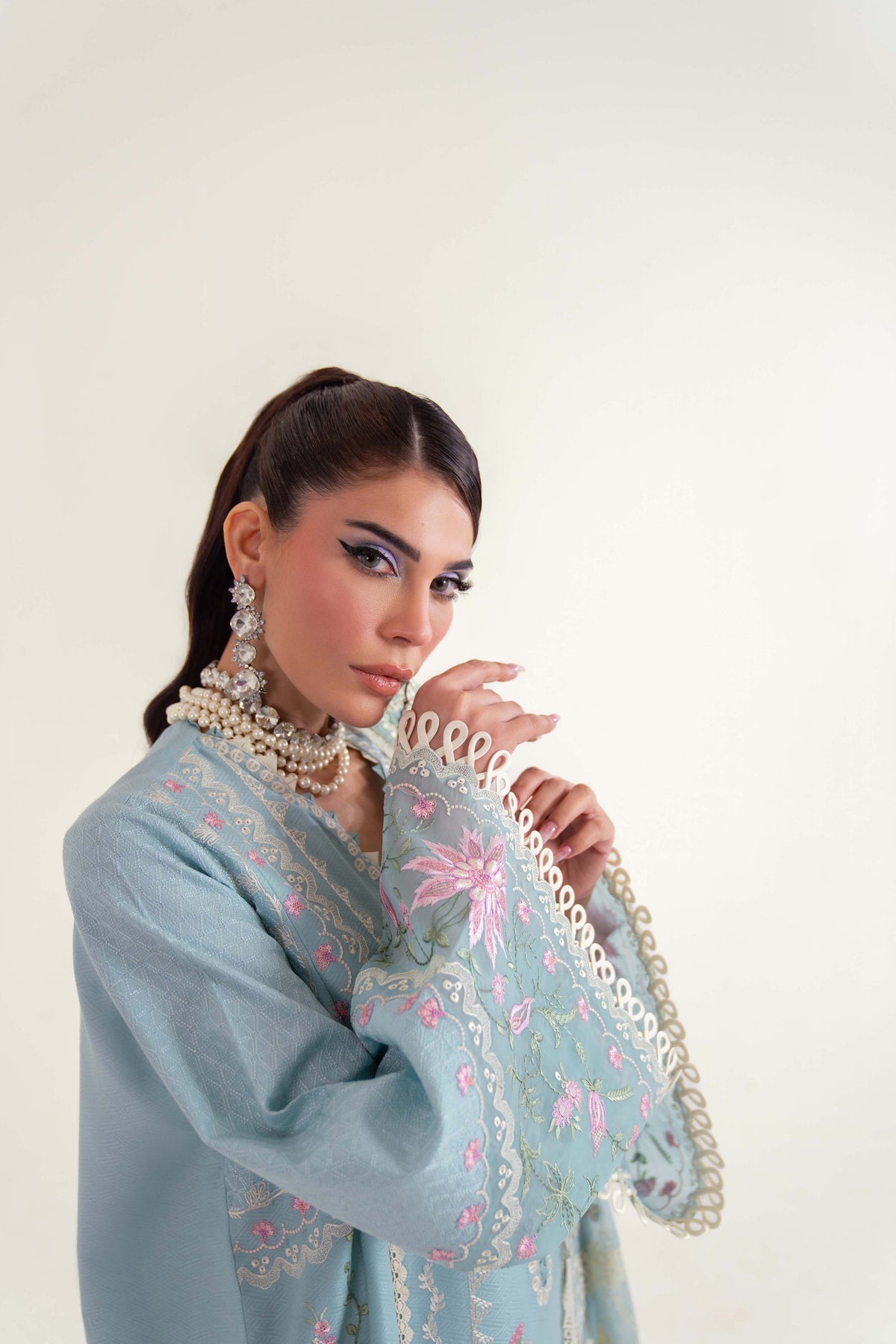 Sable Vogue | Luxury Lawn 25 | SL-06-25-V2 - Official Sable Vogue stockist in UK - Sakeena London