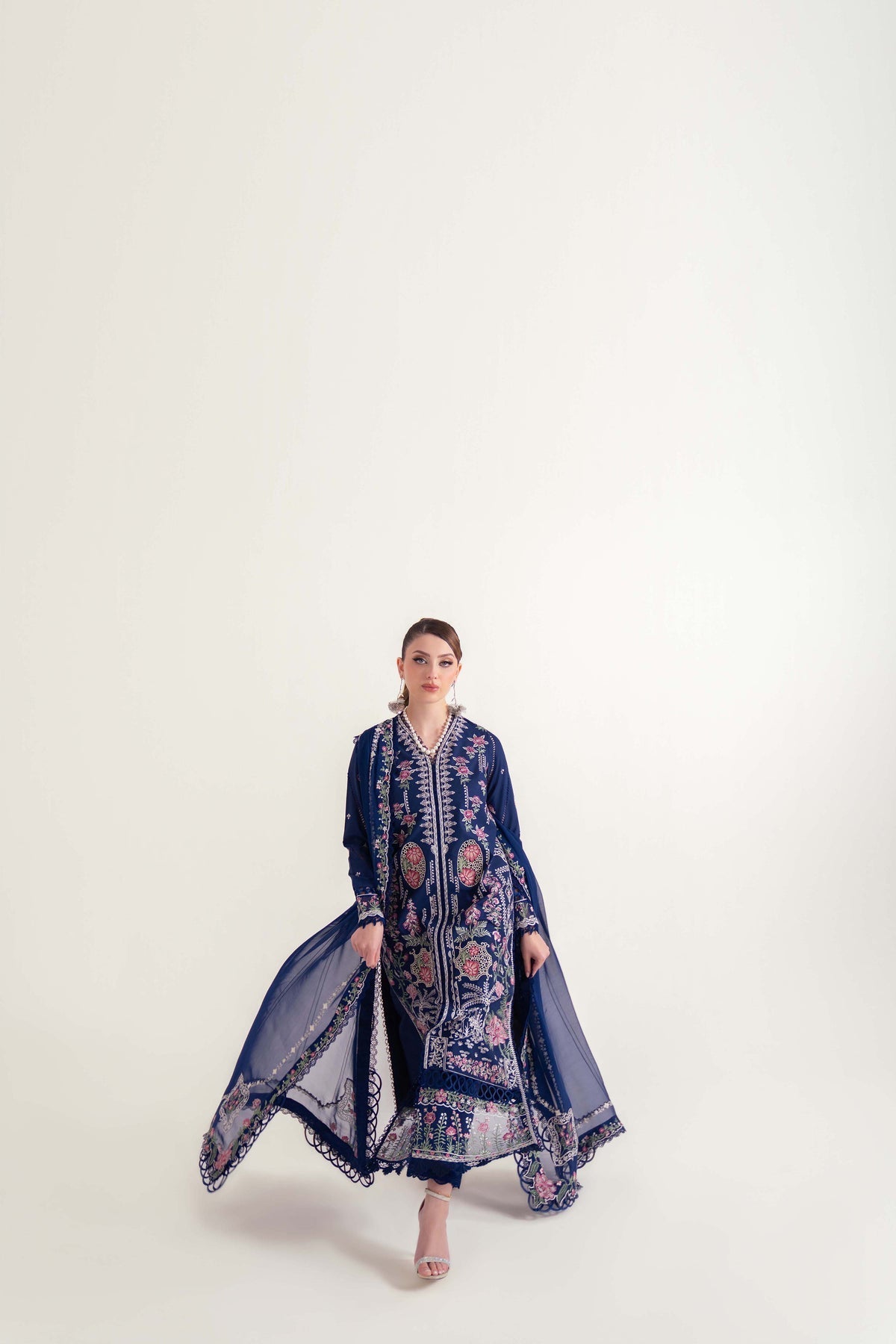 Sable Vogue | Luxury Lawn 25 | SL-07-25-V2 - Official Sable Vogue stockist in UK - Sakeena London
