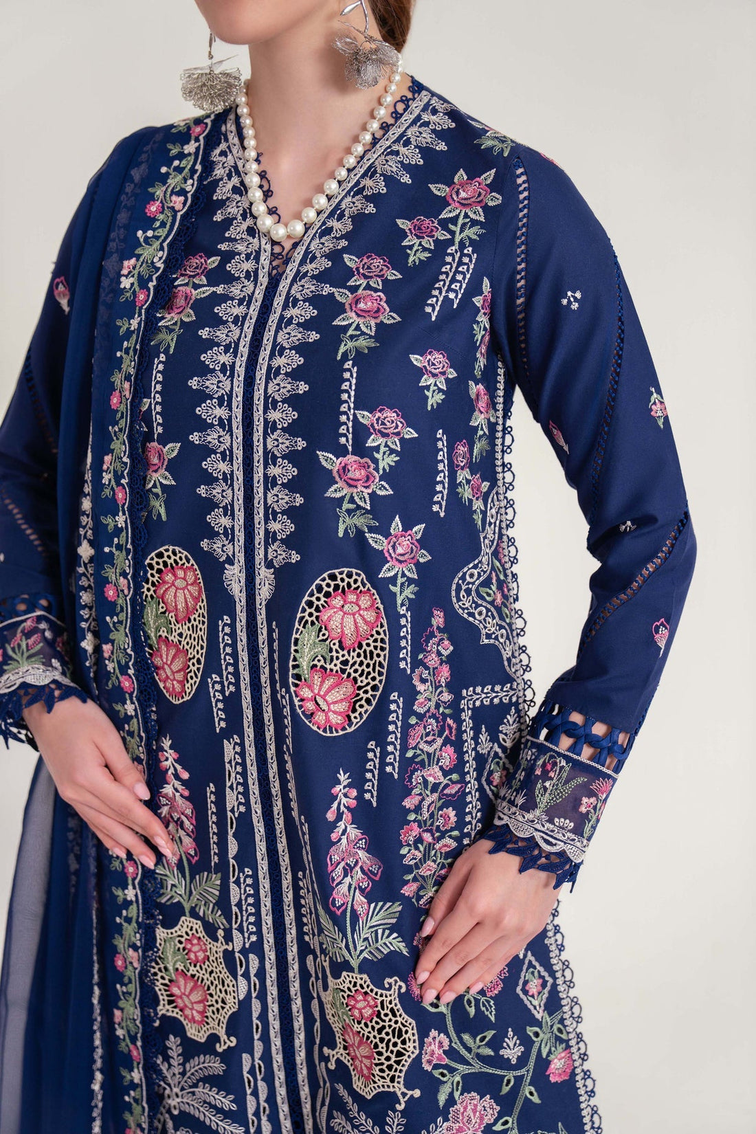 Sable Vogue | Luxury Lawn 25 | SL-07-25-V2 - Official Sable Vogue stockist in UK - Sakeena London