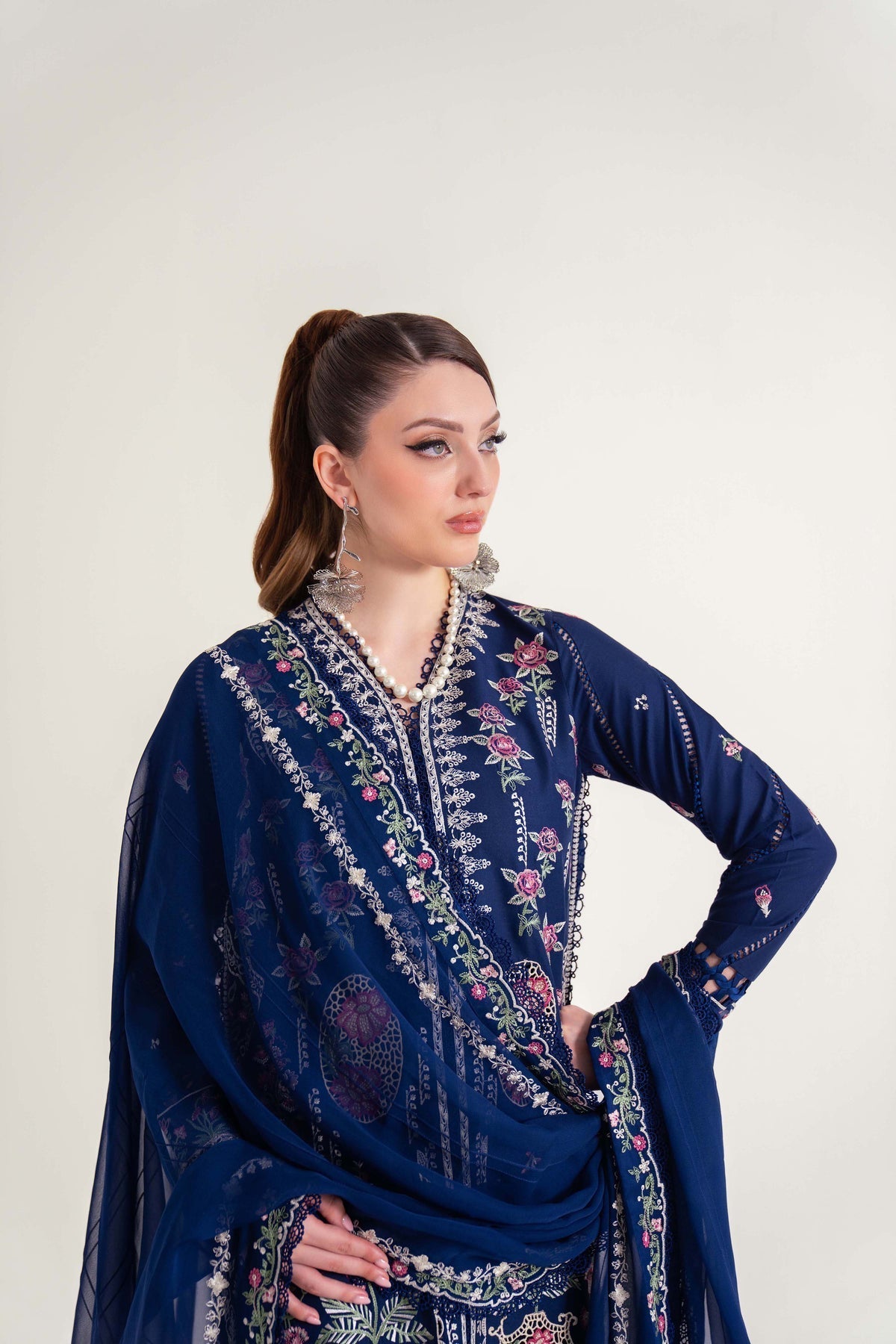 Sable Vogue | Luxury Lawn 25 | SL-07-25-V2 - Official Sable Vogue stockist in UK - Sakeena London