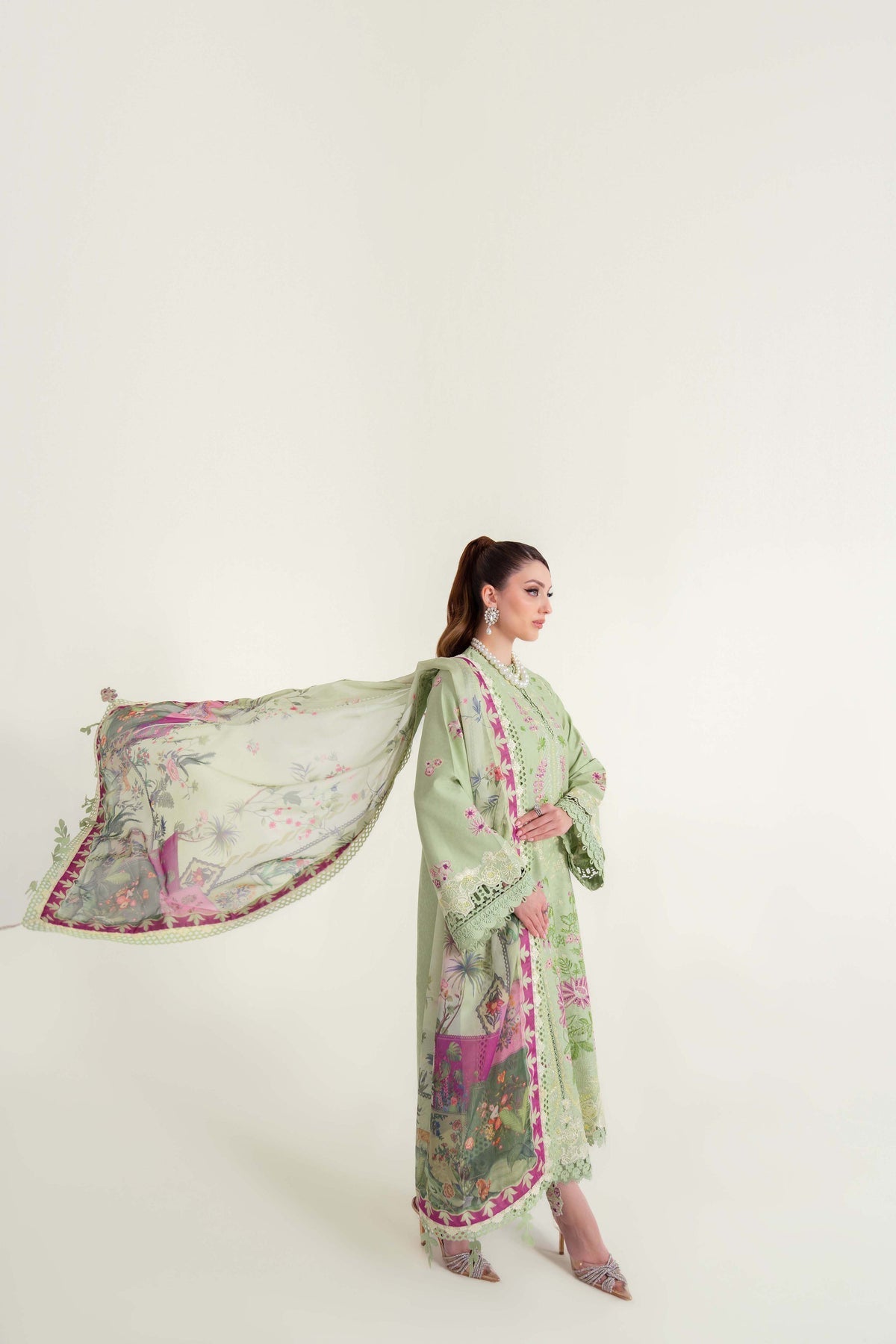Sable Vogue | Luxury Lawn 25 | SL-09-25-V2 - Official Sable Vogue stockist in UK - Sakeena London