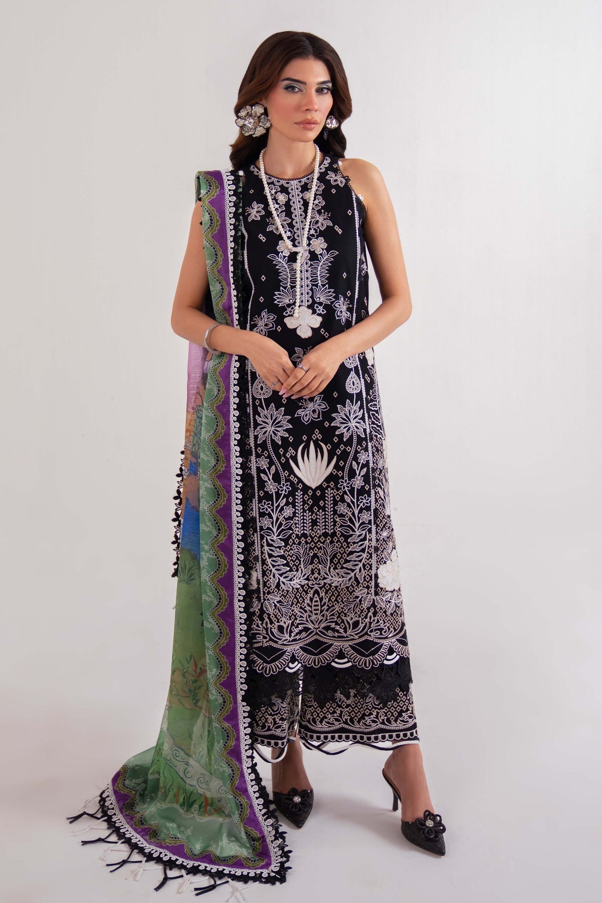 Sable Vogue | Luxury Lawn 25 | SL-10-25-V2 - Official Sable Vogue stockist in UK - Sakeena London