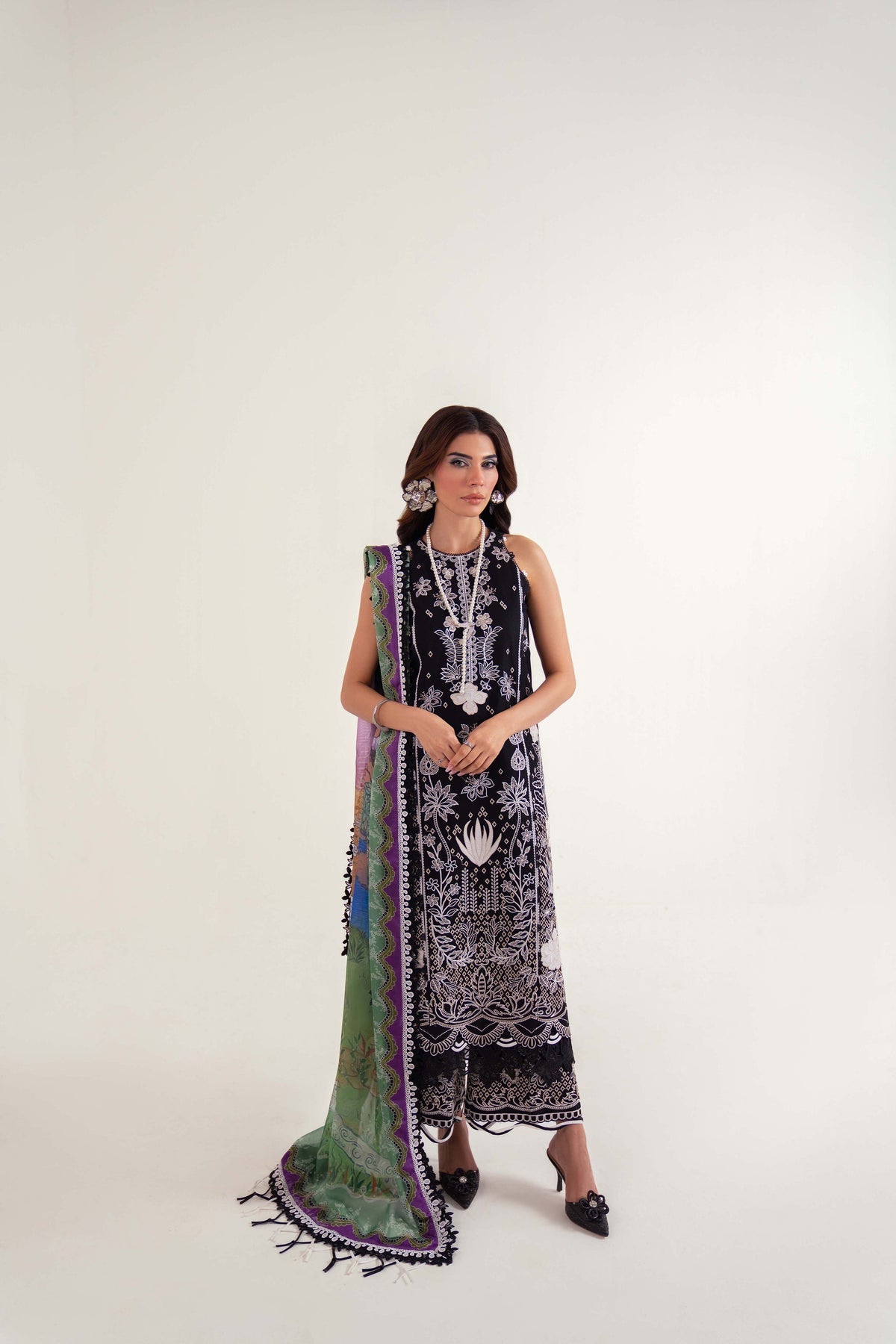 Sable Vogue | Luxury Lawn 25 | SL-10-25-V2 - Official Sable Vogue stockist in UK - Sakeena London