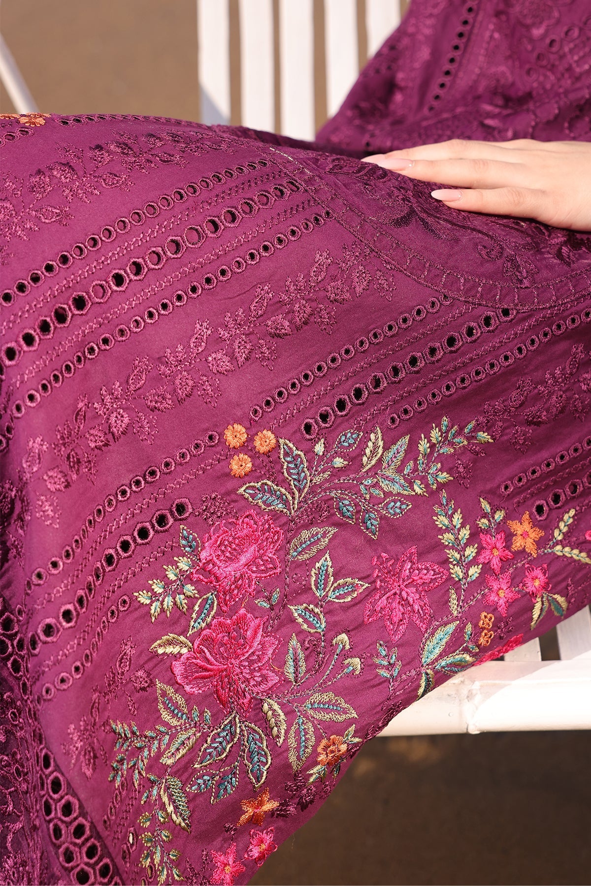 Imrozia Premium | Hania Luxury Lawn 25 | SL 77 Izaan - Official Imrozia Premium stockist in UK - Sakeena London
