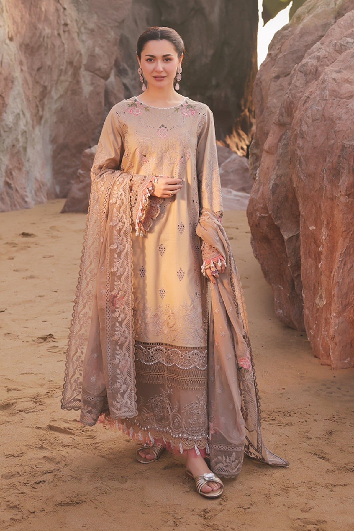 Imrozia Premium | Hania Luxury Lawn 25 | SL 81 Alyana - Official Imrozia Premium stockist in UK - Sakeena London