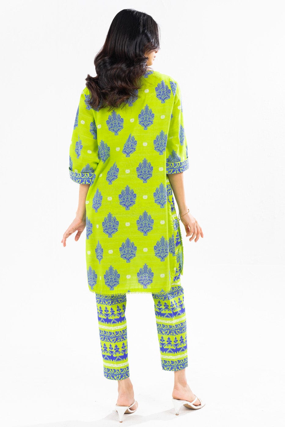 Al Karam | Winter 24 | SLR-54-24-7 - Official Alkaram stockist in UK - Sakeena London