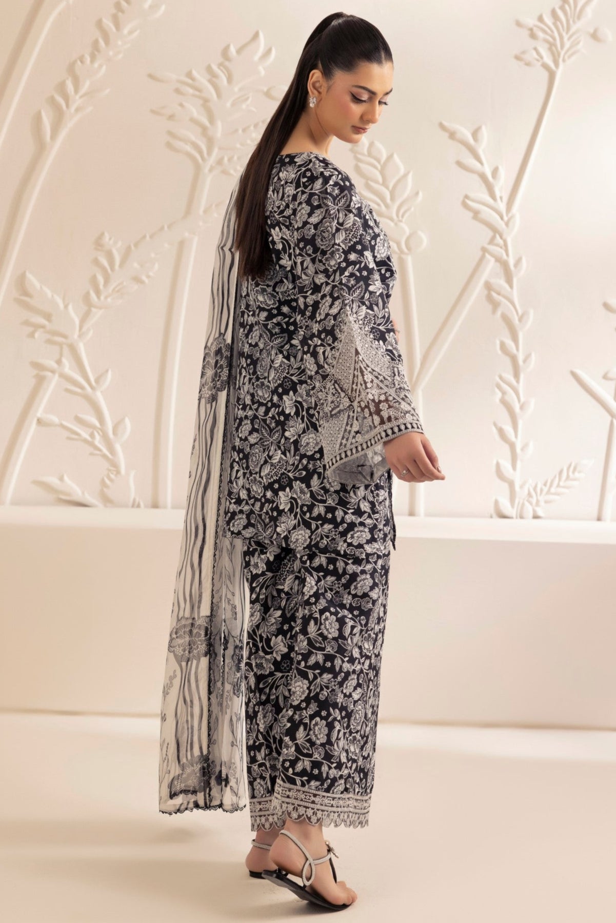 Mohagni | Tulip 25 | SPL-10 - Official Mohagni stockist in UK - Sakeena London