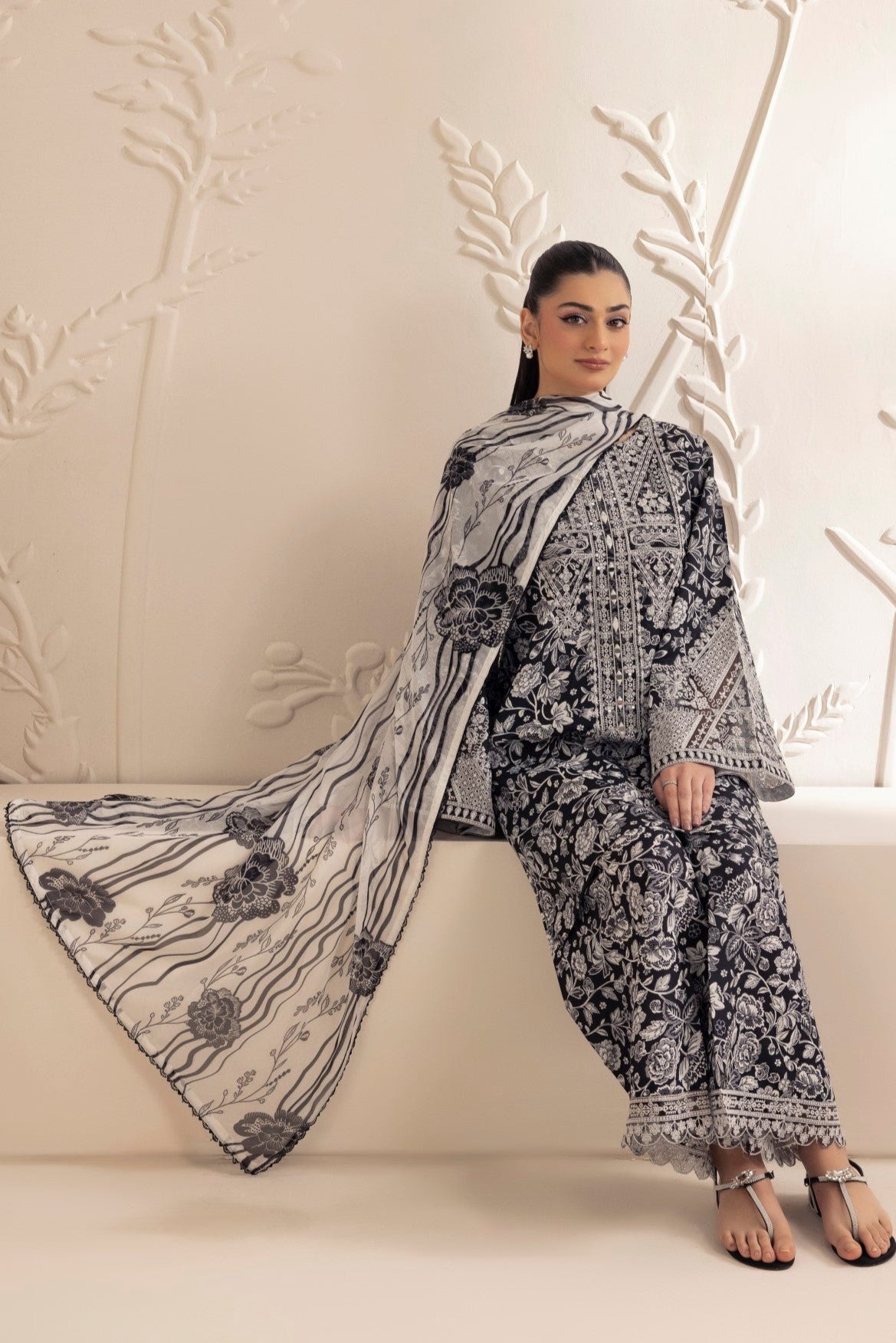 Mohagni | Tulip 25 | SPL-10 - Official Mohagni stockist in UK - Sakeena London