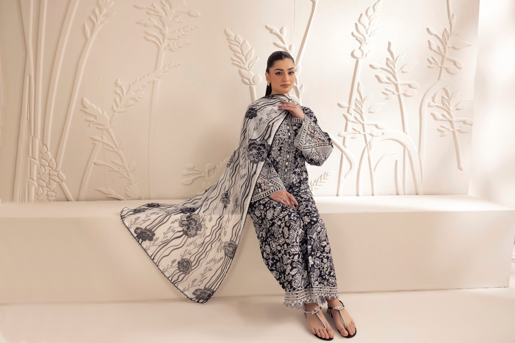 Mohagni | Tulip 25 | SPL-10 - Official Mohagni stockist in UK - Sakeena London