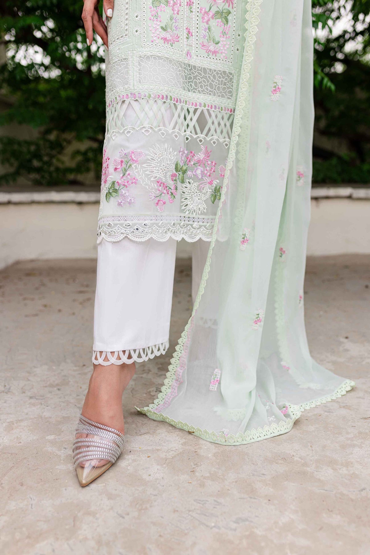 Sable Vogue | Shiree Lawn 24 | Mint Garden - Official Sable Vogue stockist in UK - Sakeena London