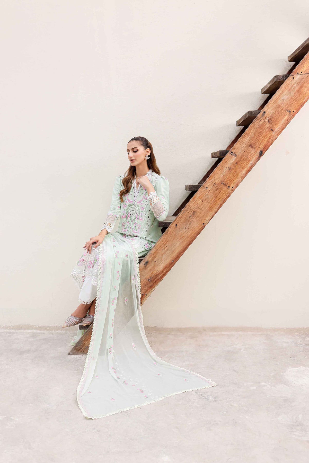 Sable Vogue | Shiree Lawn 24 | Mint Garden - Official Sable Vogue stockist in UK - Sakeena London
