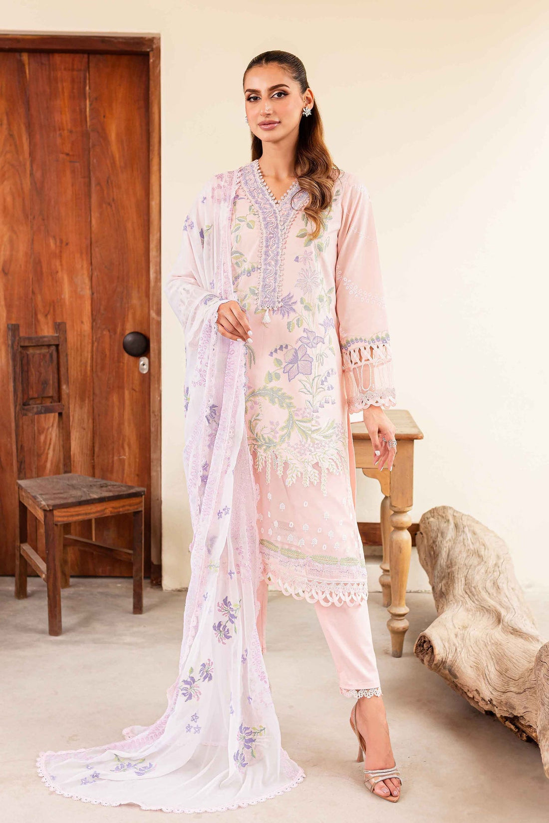 Sable Vogue | Shiree Lawn 24 | Rose Garden - Official Sable Vogue stockist in UK - Sakeena London