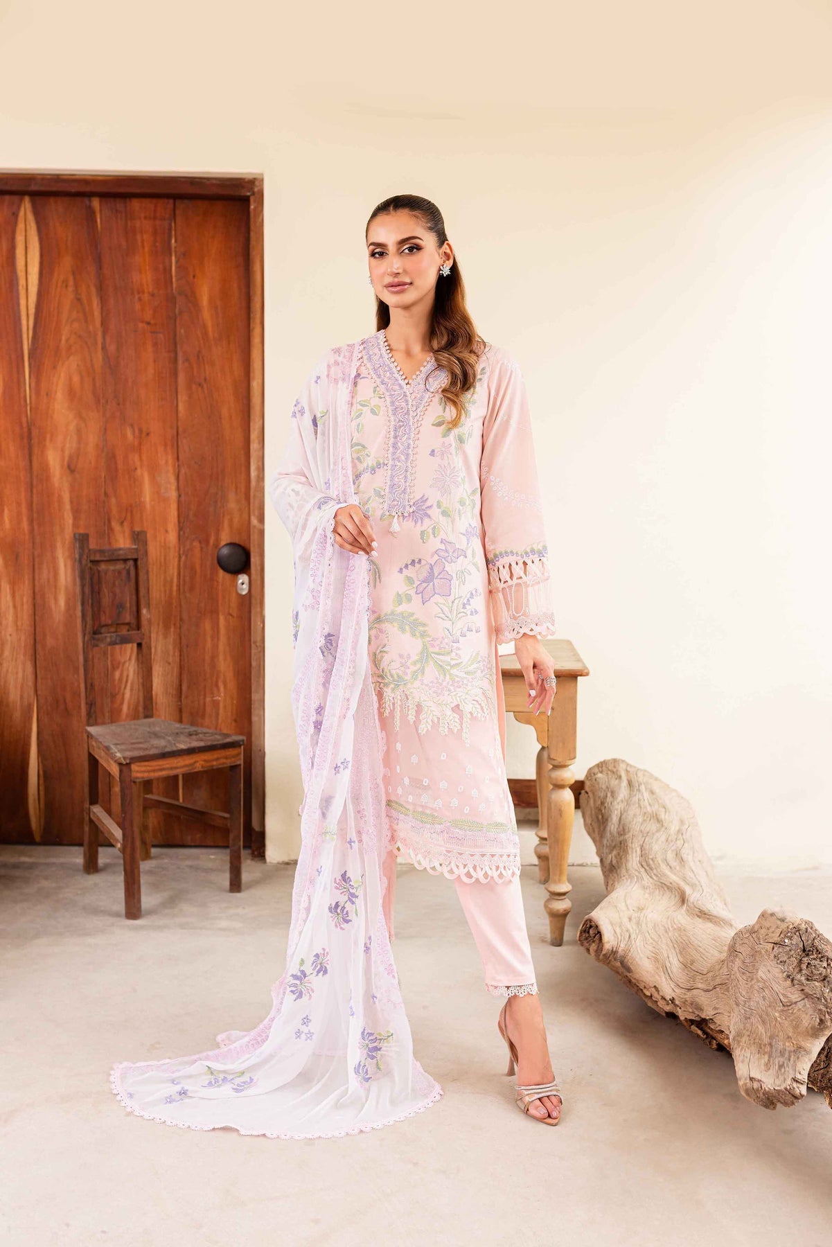 Sable Vogue | Shiree Lawn 24 | Rose Garden - Official Sable Vogue stockist in UK - Sakeena London