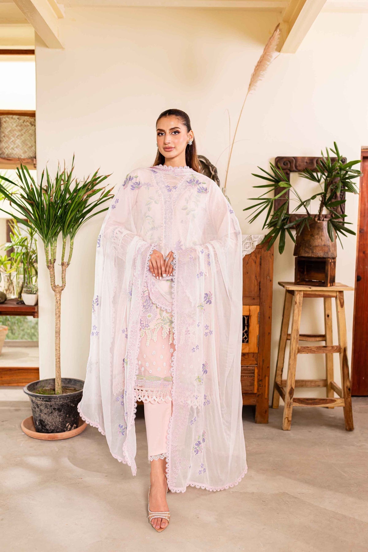 Sable Vogue | Shiree Lawn 24 | Rose Garden - Official Sable Vogue stockist in UK - Sakeena London