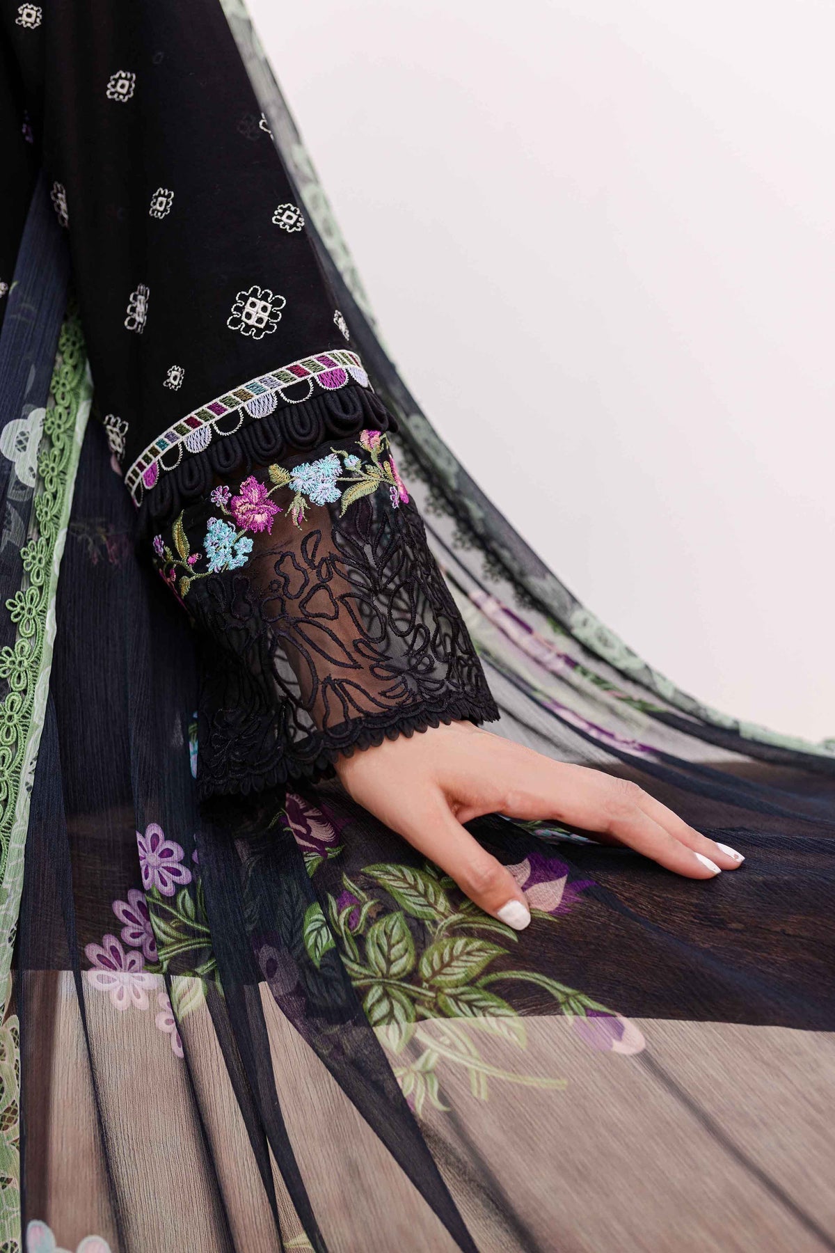 Sable Vogue | Shiree Lawn 24 | Aster - Official Sable Vogue stockist in UK - Sakeena London