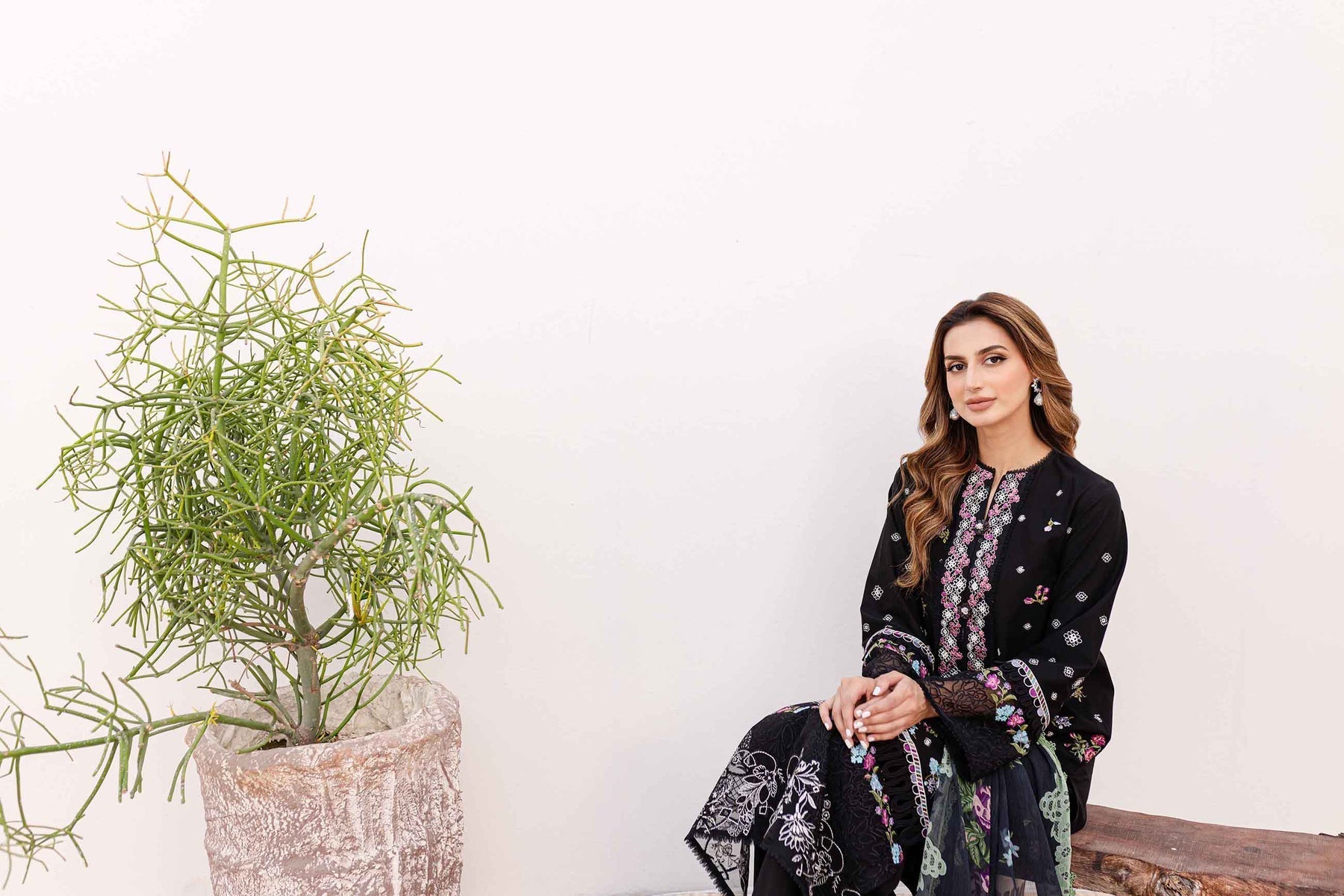 Sable Vogue | Shiree Lawn 24 | Aster - Official Sable Vogue stockist in UK - Sakeena London