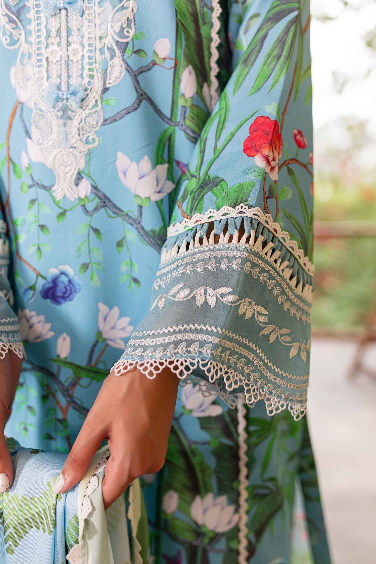 Sable Vogue | Shiree Lawn 24 | Flower Of Paradise - Official Sable Vogue stockist in UK - Sakeena London