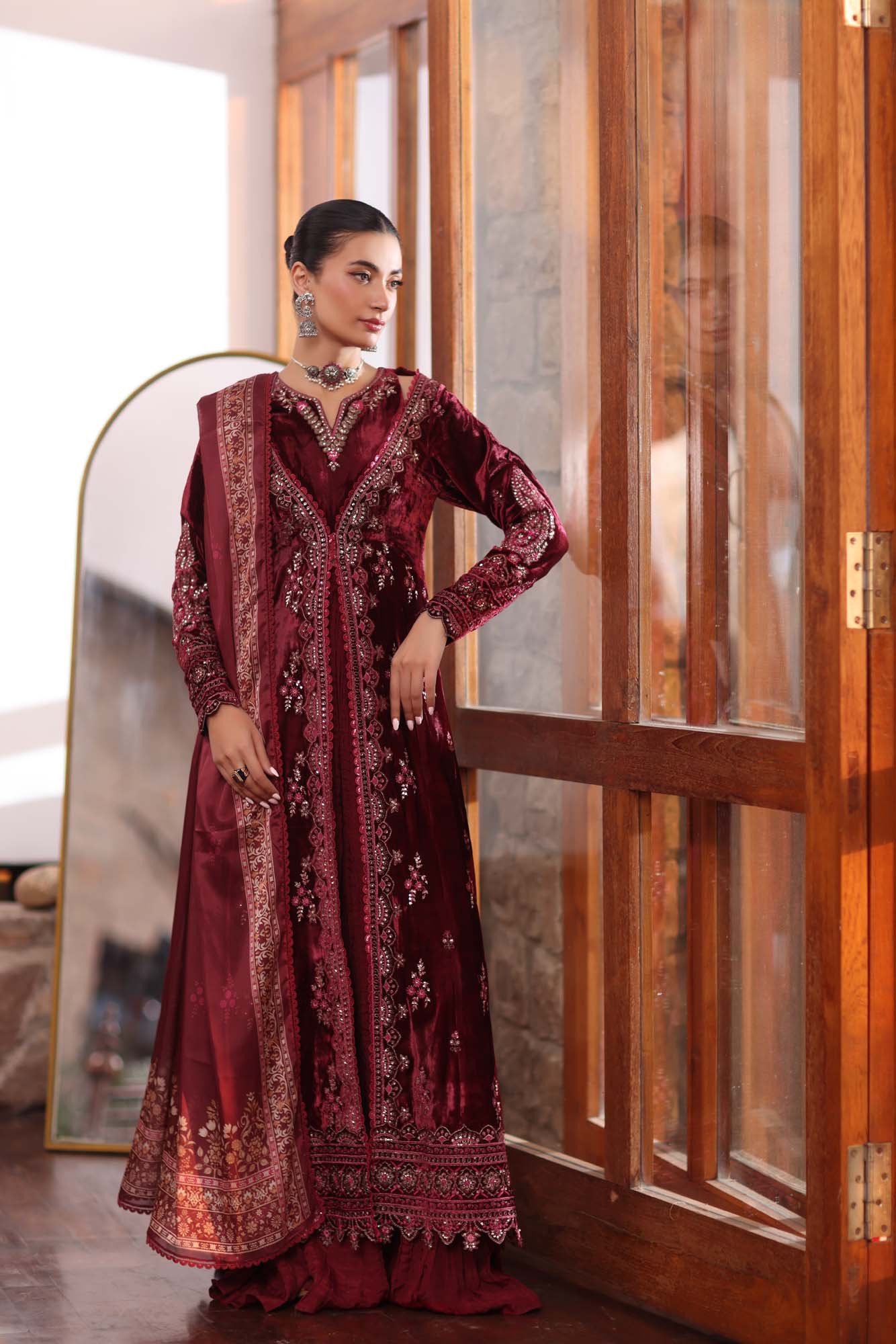 Noor by Saadia Asad | Suzaankari Winter 24 | D10 - Official Noor by Saadia Asad stockist in UK - Sakeena London