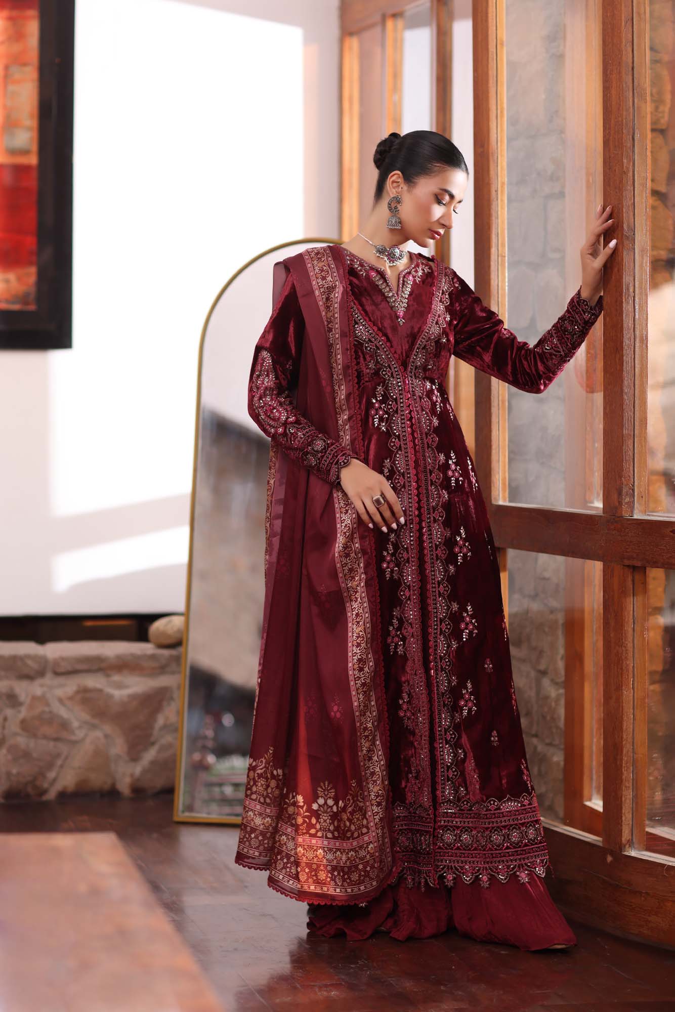 Noor by Saadia Asad | Suzaankari Winter 24 | D10 - Official Noor by Saadia Asad stockist in UK - Sakeena London