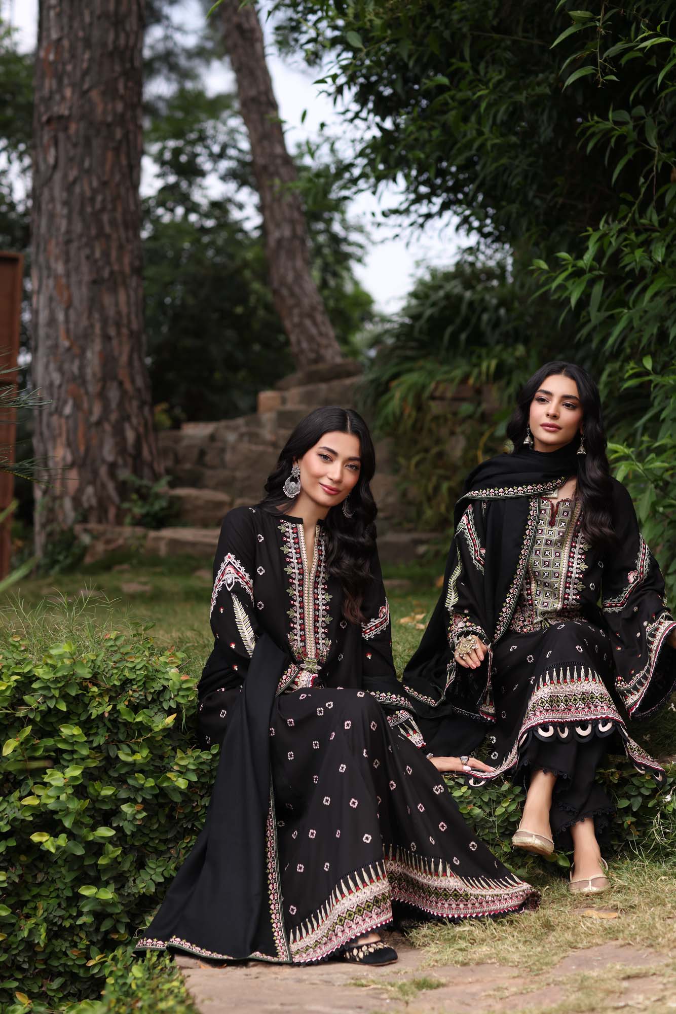 Noor by Saadia Asad | Suzaankari Winter 24 | D05 - Official Noor by Saadia Asad stockist in UK - Sakeena London