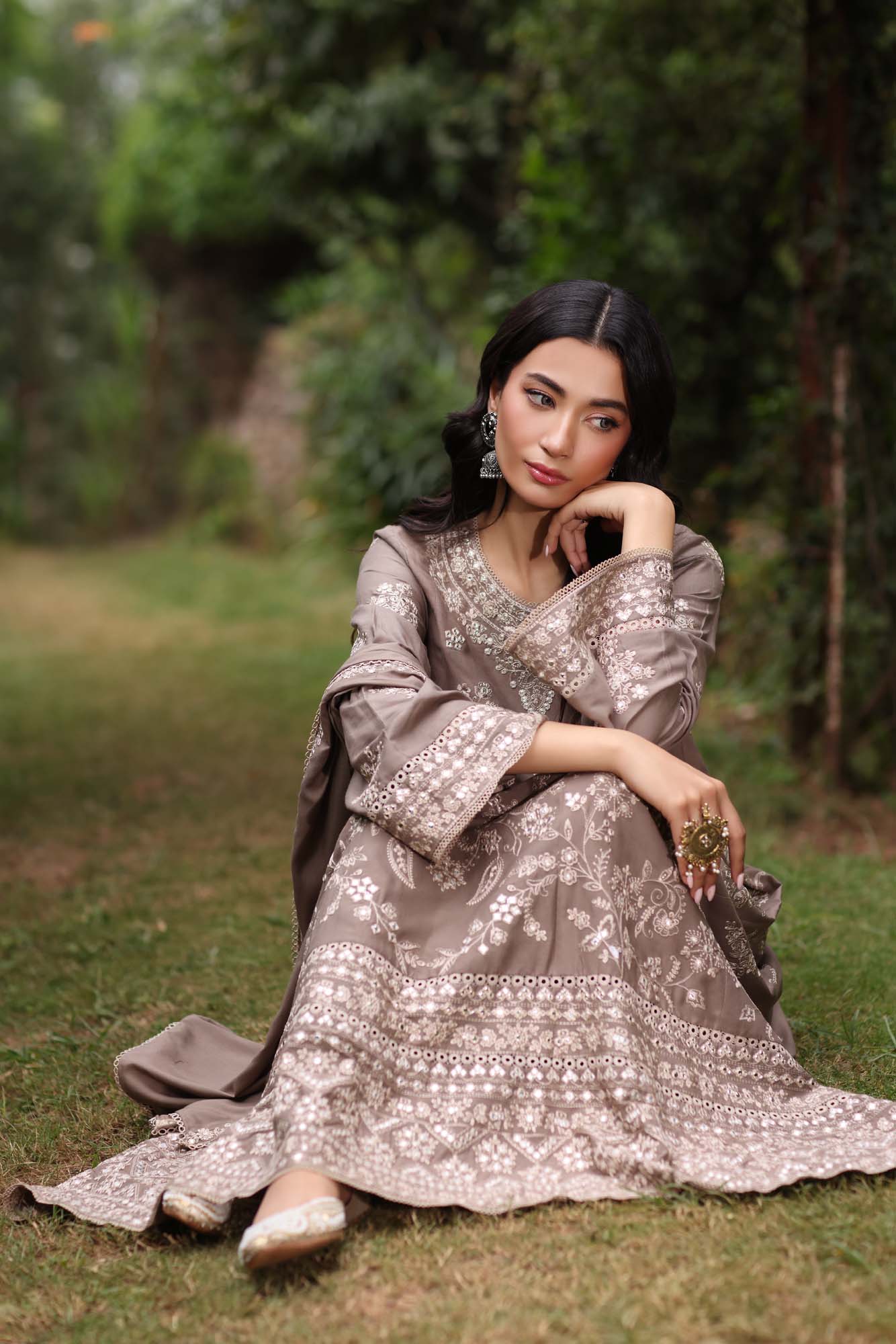 Noor by Saadia Asad | Suzaankari Winter 24 | D02 - Official Noor by Saadia Asad stockist in UK - Sakeena London