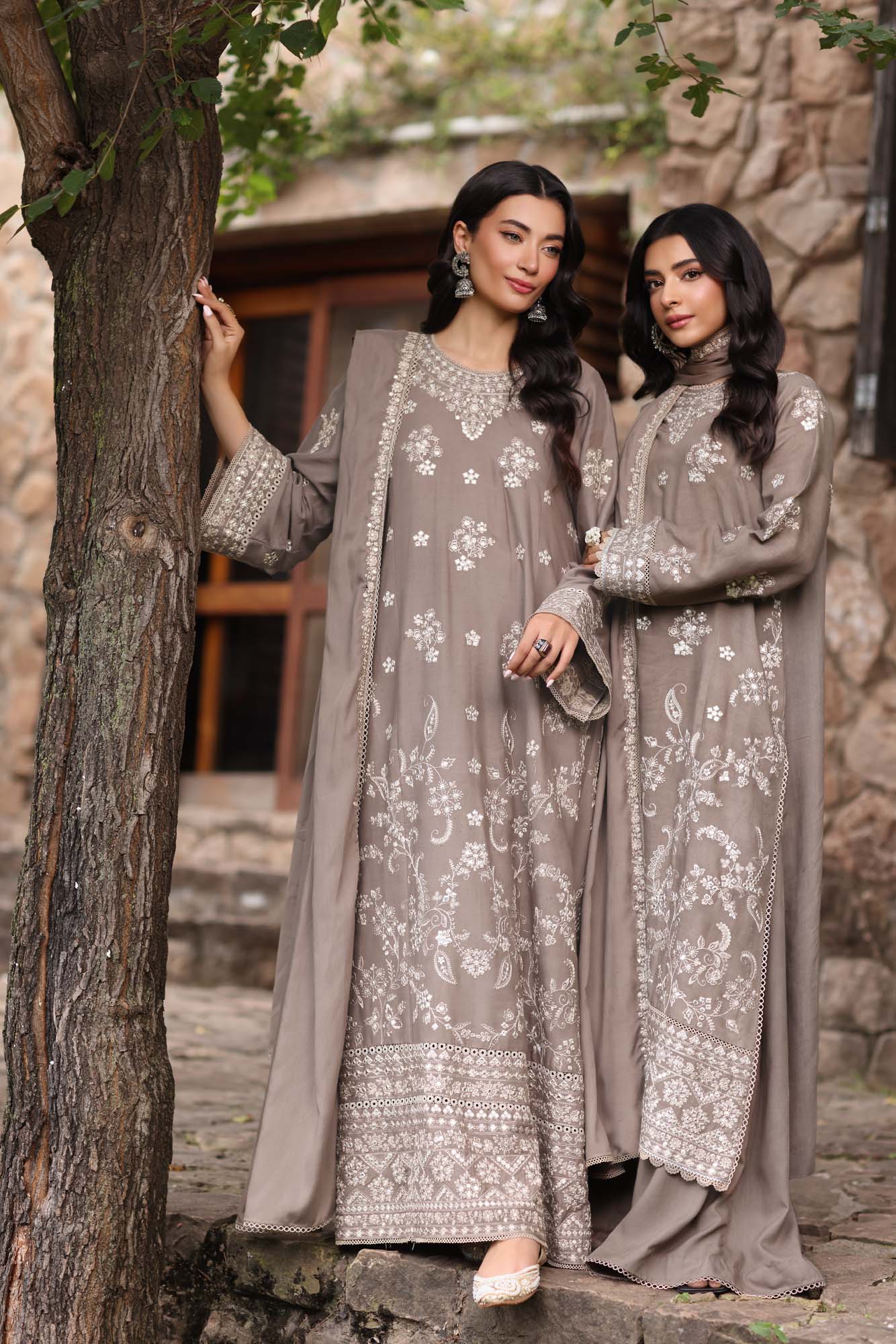 Noor by Saadia Asad | Suzaankari Winter 24 | D02 - Official Noor by Saadia Asad stockist in UK - Sakeena London