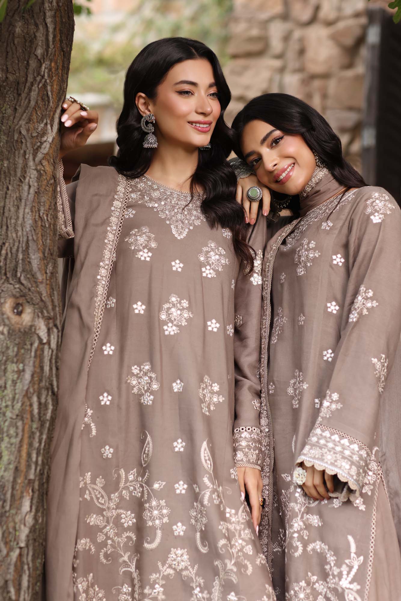 Noor by Saadia Asad | Suzaankari Winter 24 | D02 - Official Noor by Saadia Asad stockist in UK - Sakeena London