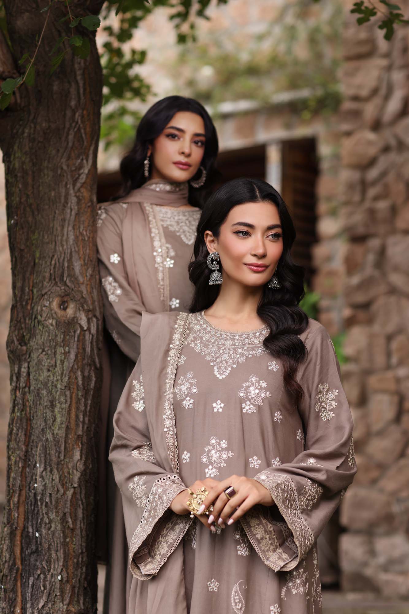 Noor by Saadia Asad | Suzaankari Winter 24 | D02 - Official Noor by Saadia Asad stockist in UK - Sakeena London