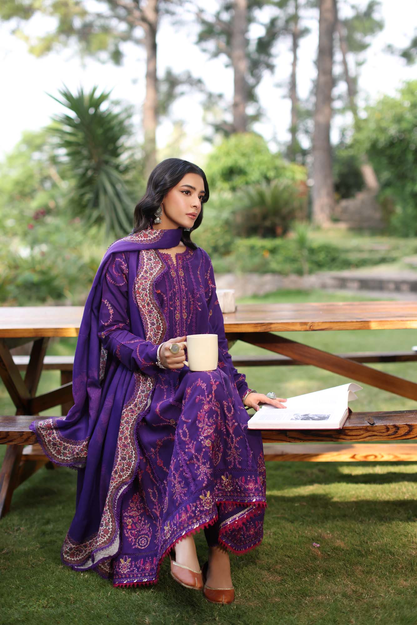 Noor by Saadia Asad | Suzaankari Winter 24 | D06 - Official Noor by Saadia Asad stockist in UK - Sakeena London