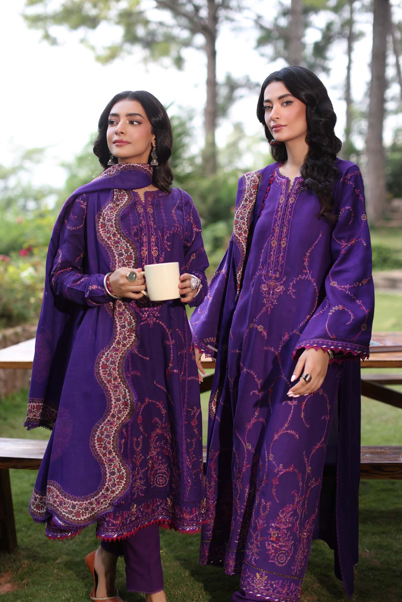 Noor by Saadia Asad | Suzaankari Winter 24 | D06 - Official Noor by Saadia Asad stockist in UK - Sakeena London