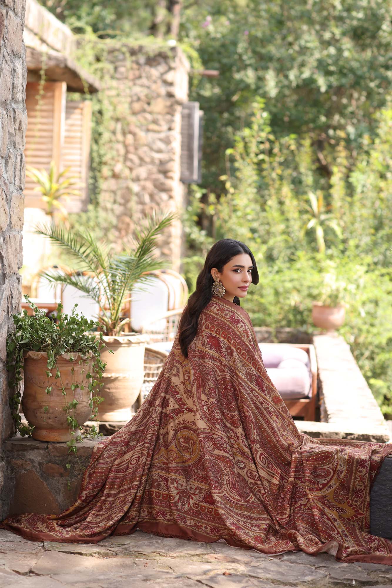 Noor by Saadia Asad | Suzaankari Winter 24 | D09 - Official Noor by Saadia Asad stockist in UK - Sakeena London