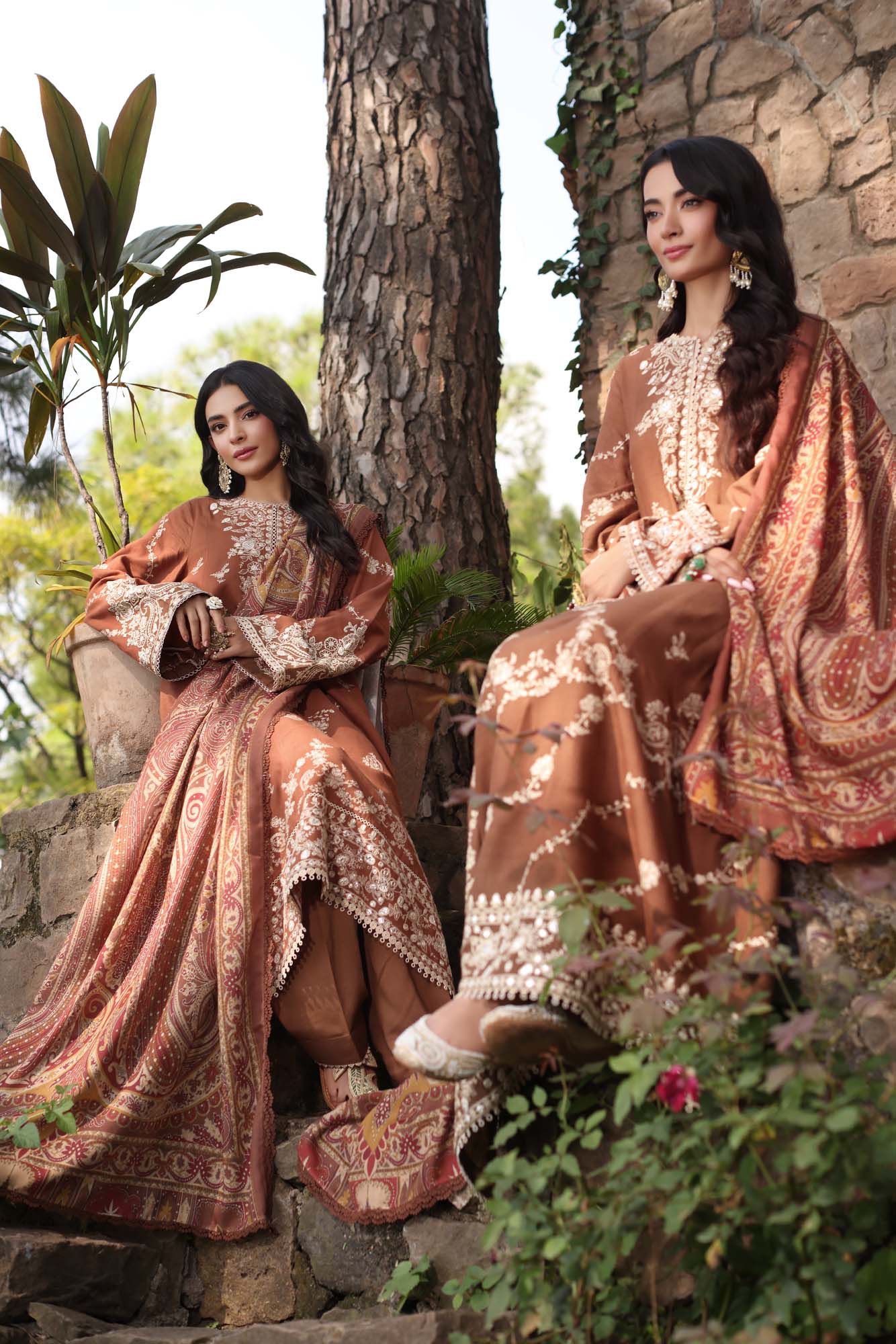 Noor by Saadia Asad | Suzaankari Winter 24 | D09 - Official Noor by Saadia Asad stockist in UK - Sakeena London