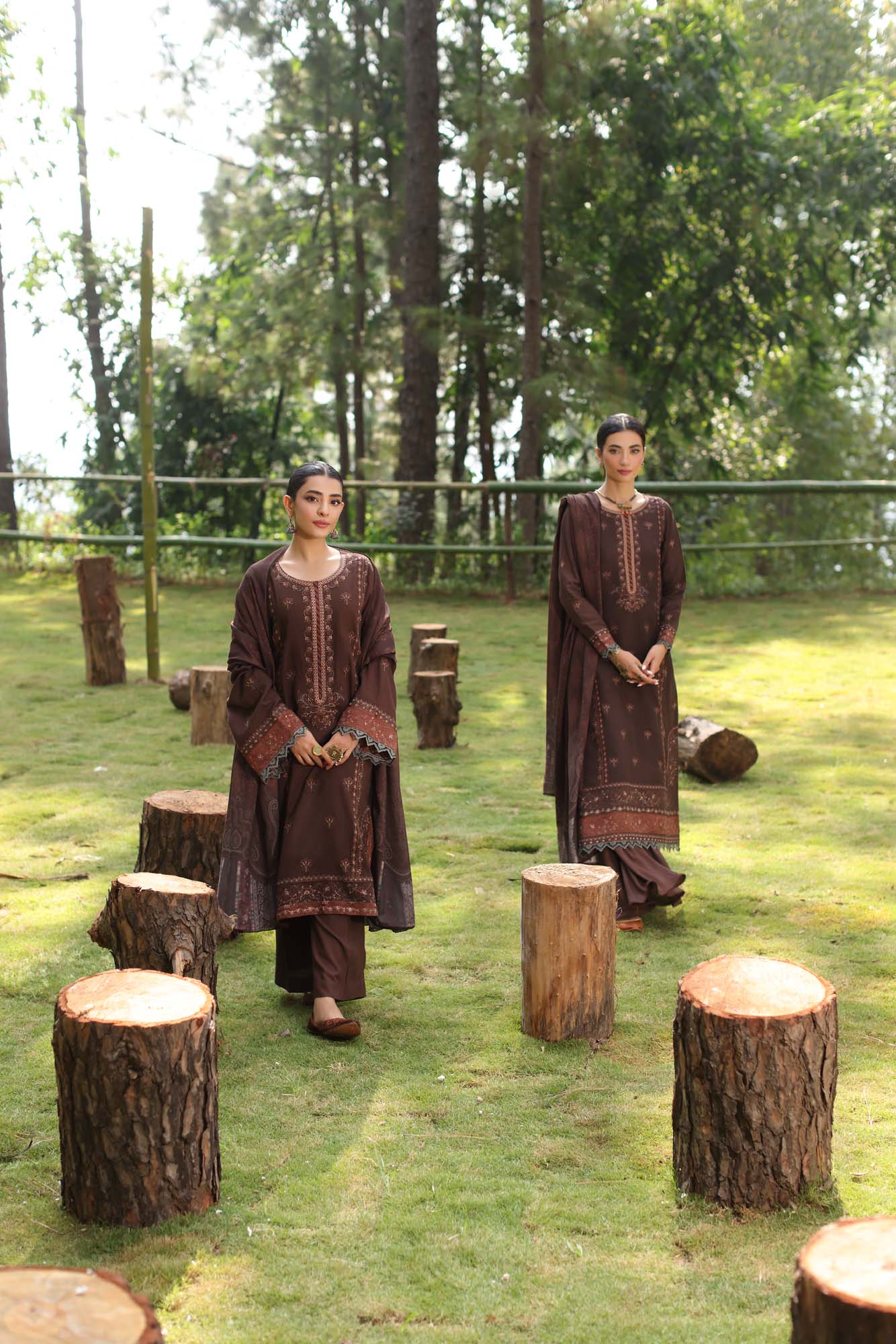Noor by Saadia Asad | Suzaankari Winter 24 | D04 - Official Noor by Saadia Asad stockist in UK - Sakeena London