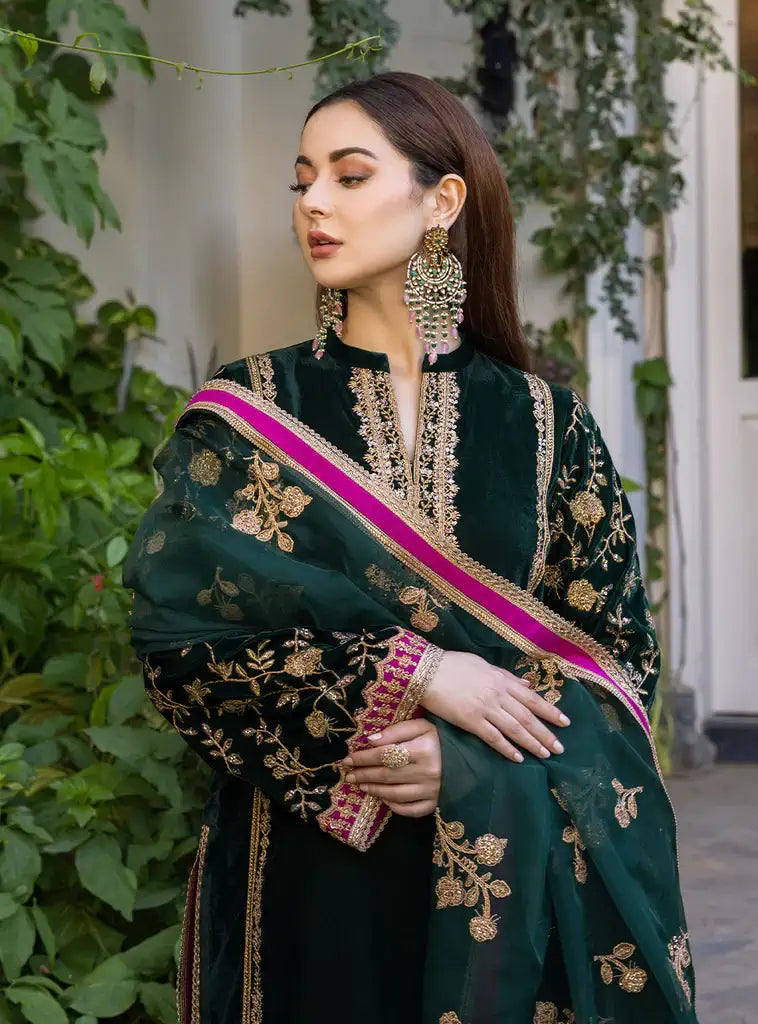 Zainab Chottani | Stitched Velvet 2022 | Pareeshay - Official Zainab Chottani stockist in UK - Sakeena London