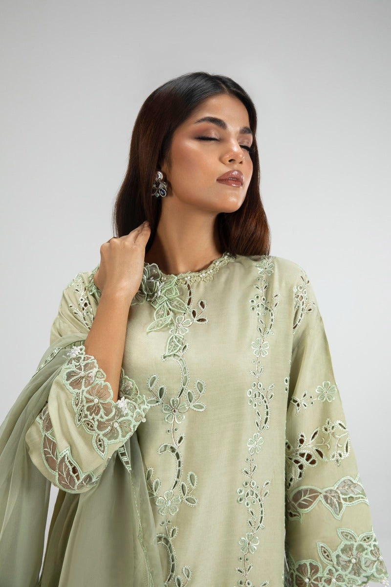 Sana Safinaz | Luxury Pret | FW23FOR127 - Official Sana Safinaz stockist in UK - Sakeena London