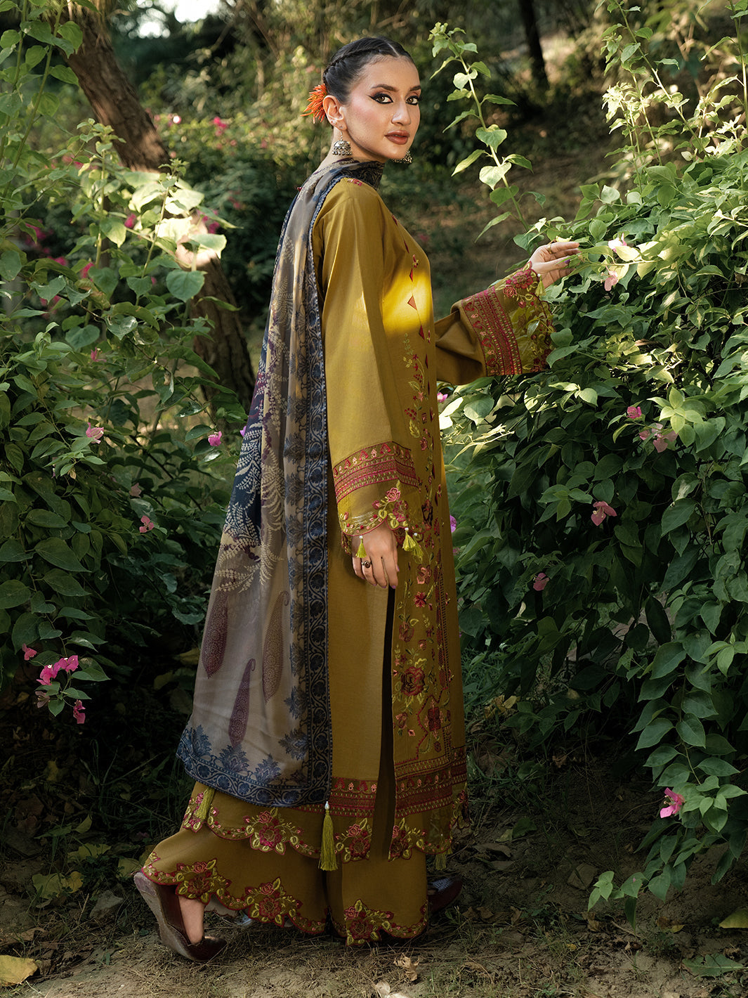 Hemstitch | The Garden Lawn | Sandalwood - Official Hemstitch stockist in UK - Sakeena London