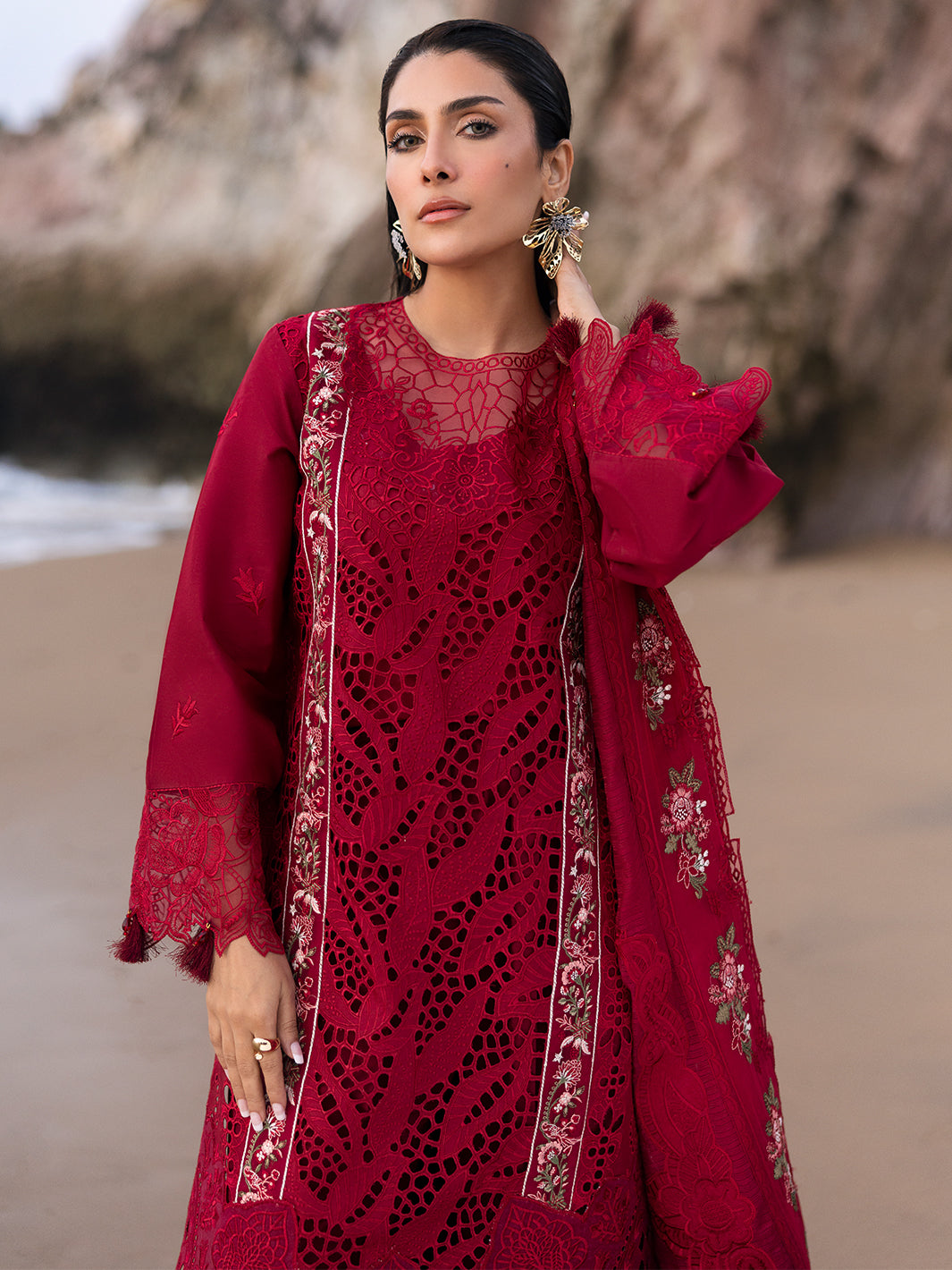 Mahnur | Sirena Luxury Lawn 25 | Scarlett - Official Mahnur stockist in UK - Sakeena London