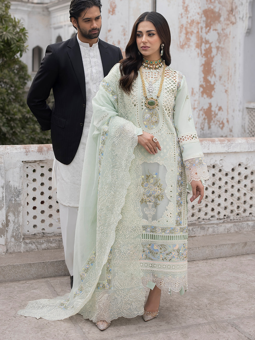 Mahnur | Mahrukh Luxury Lawn 24 | SELINA - Official Mahnur stockist in UK - Sakeena London