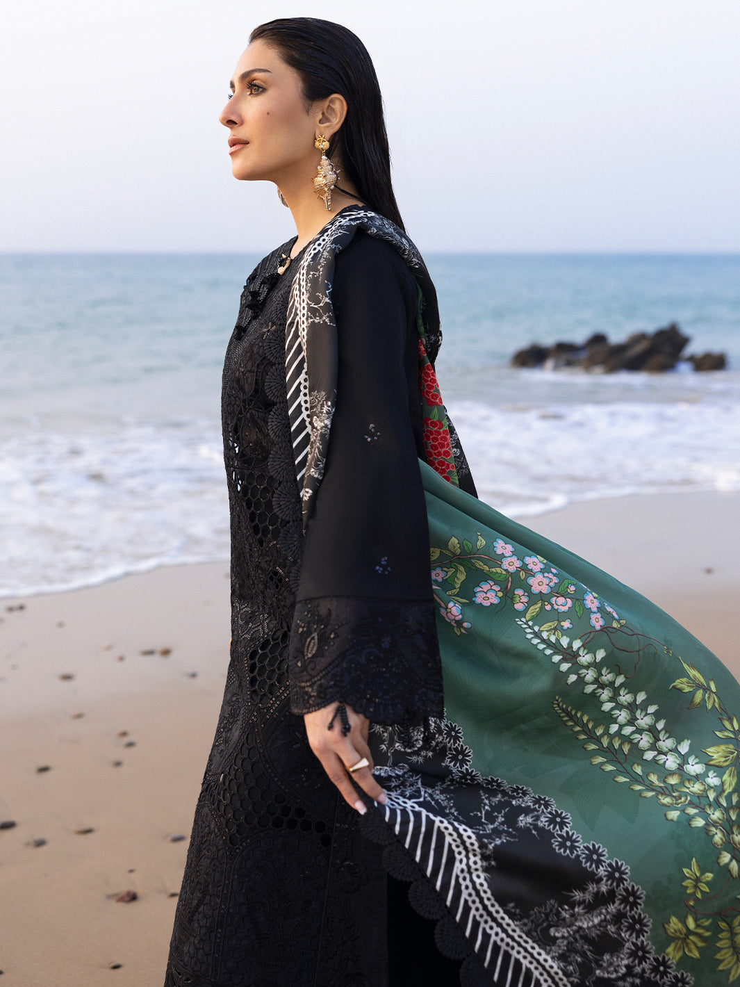 Mahnur | Sirena Luxury Lawn 25 | Sierra - Official Mahnur stockist in UK - Sakeena London