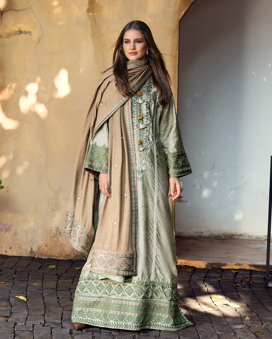Mushq | Winter Broadway 25 | Solare - Official Mushq stockist in UK - Sakeena London
