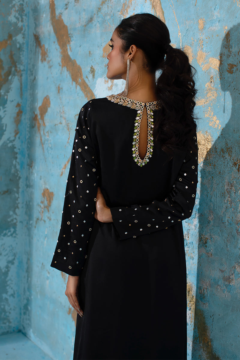 Wardha Saleem | Luxury Pret Fusion Wear | BELLE - KAFTAN - Official Wardha Saleem stockist in UK - Sakeena London
