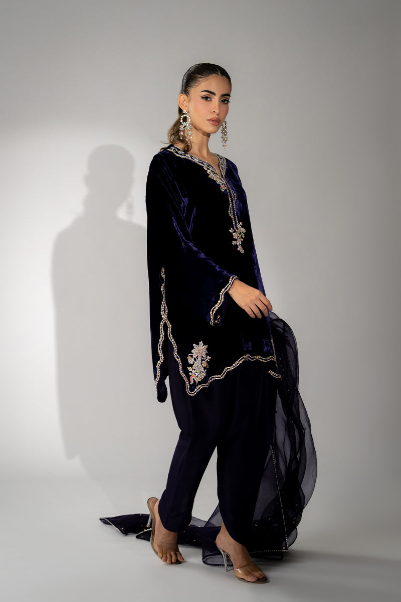 Mina Hassan | Winter 25 | Ushna - Official Mina Hassan stockist in UK - Sakeena London