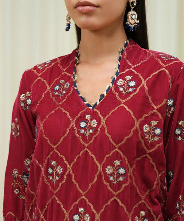 Sapphire | Fall Winter 25 |3 Piece - Embroidered Velvet Suit U3FELX25V621 - Official Sapphire stockist in UK - Sakeena London