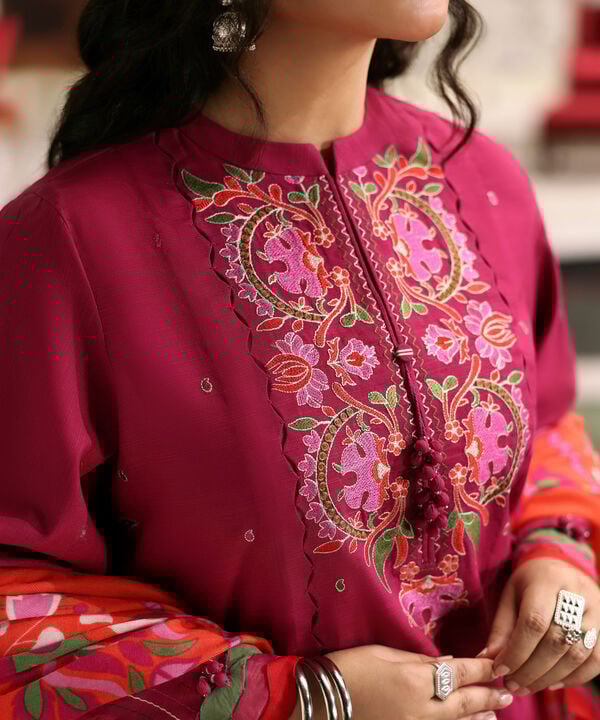 Sapphire | Fall Winter 25 | 3 Piece - Embroidered Twill Suit U3PESG25V822 - Official Sapphire stockist in UK - Sakeena London