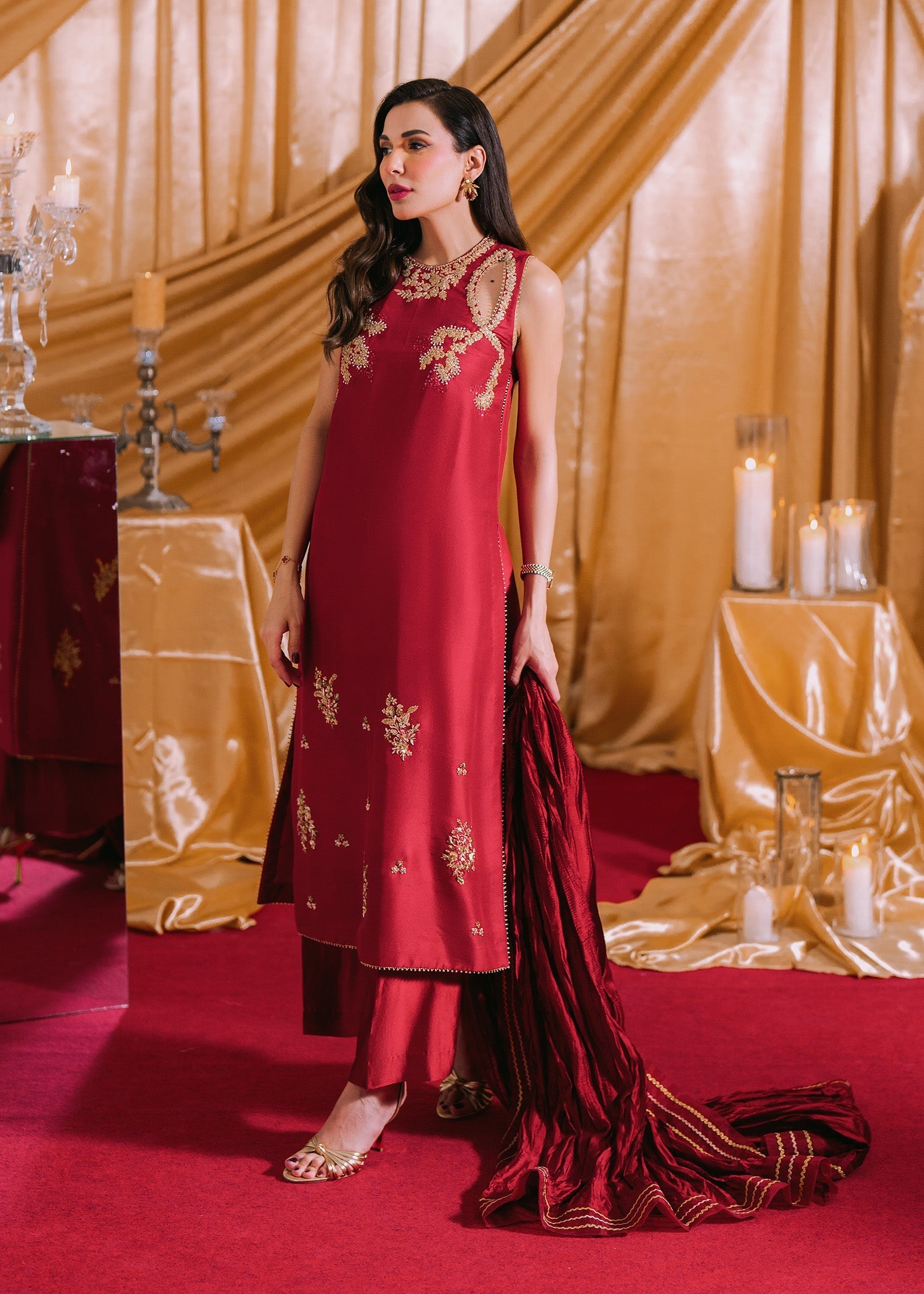 Umsha | Makhmal Winter Faves 24 | Lipstick Red - Official Umsha stockist in UK - Sakeena London