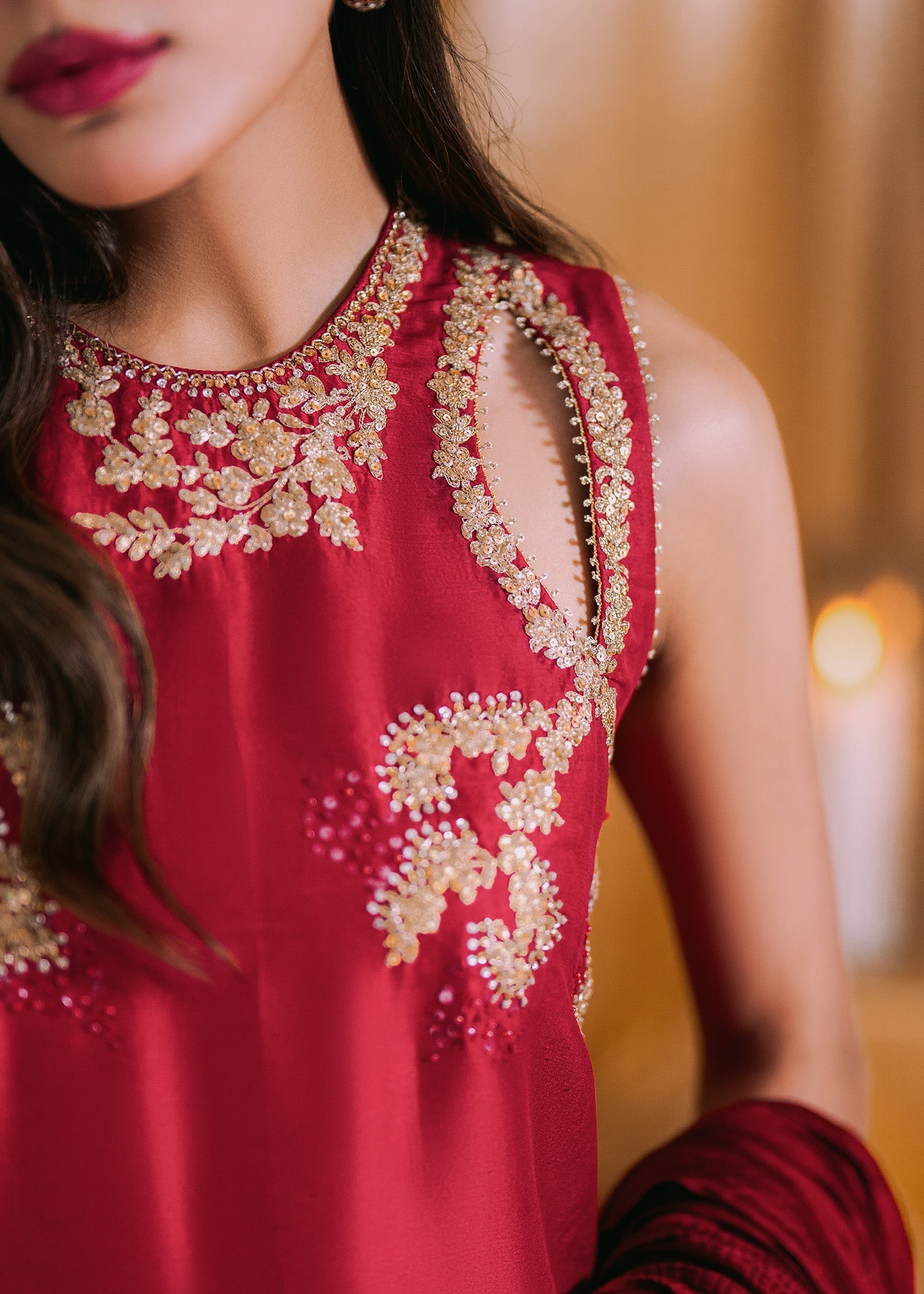 Umsha | Makhmal Winter Faves 24 | Lipstick Red - Official Umsha stockist in UK - Sakeena London